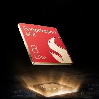 iQOO 13 debuts Snapdragon 8 Elite, RGB camera ring and big battery | Image 1 iQOO 13 debuts Snapdragon 8 Elite, RGB camera ring and big battery (gsmarena 009 2)