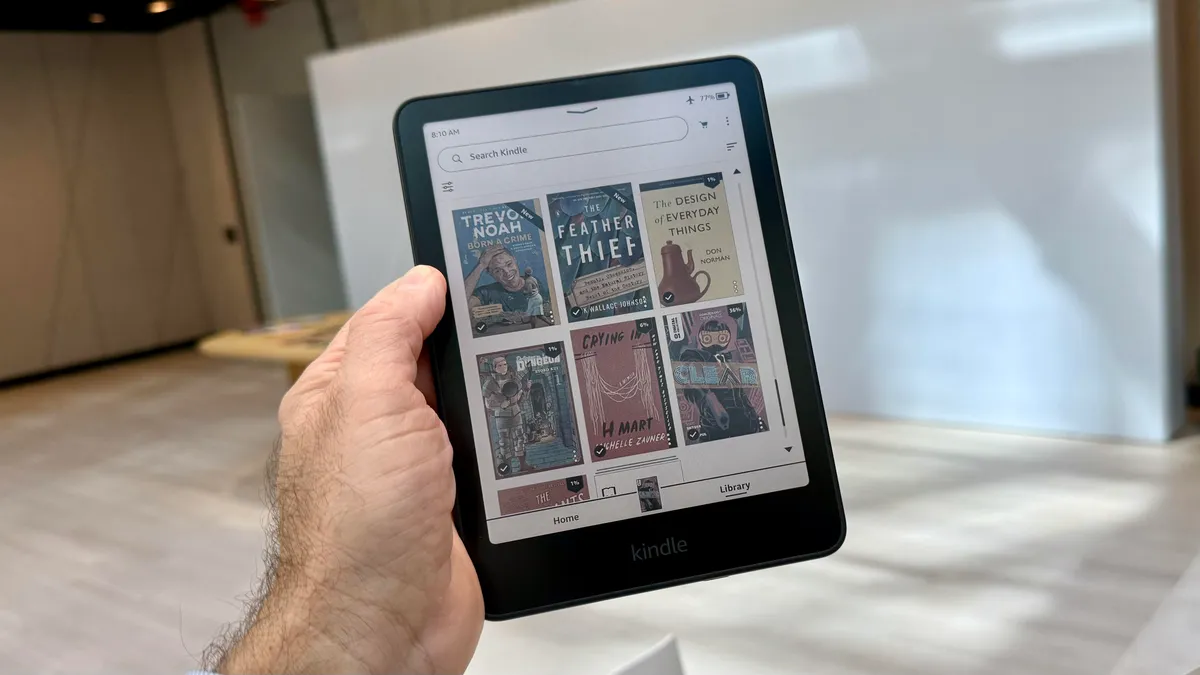 Amazon has unveiled its first Kindle Colorsoft color e-book Amazon has unveiled its first Kindle Colorsoft color e-book