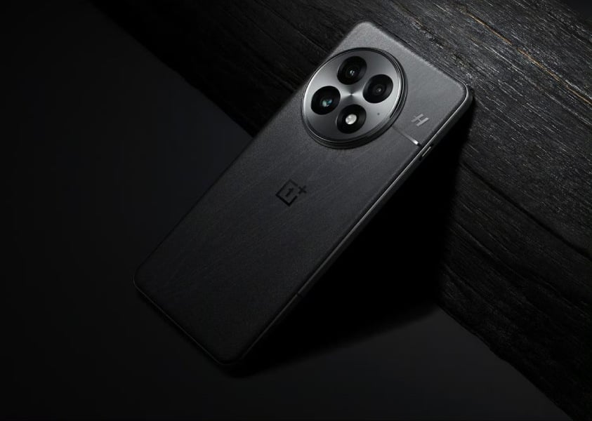 OxygenOS 15 will be unveiled on October 24: what to expect? | Image 1 OxygenOS 15 will be unveiled on October 24: what to expect? (oneplus 13 design render)