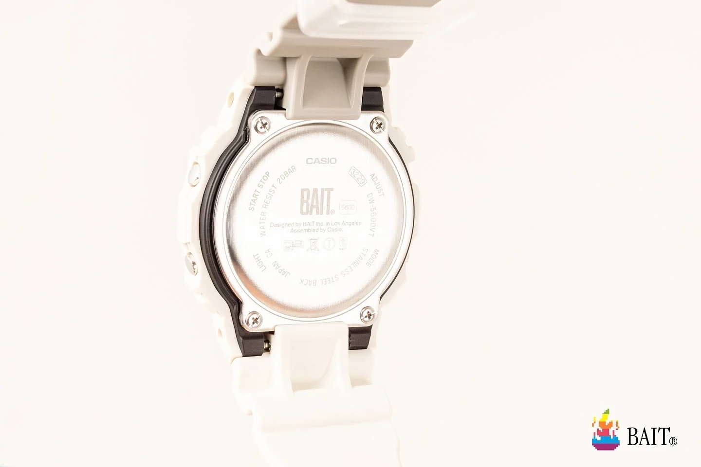 Unveiled new Casio G-Shock watch inspired by Apple's 80s aesthetic | Image 3 Unveiled new Casio G-Shock watch inspired by Apple's 80s aesthetic (2 22)