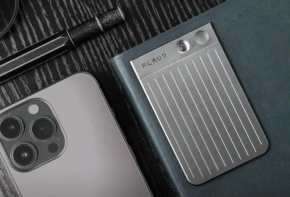 Plaud Note: A quick review of an AI-enabled voice recorder for business meetings and lectures