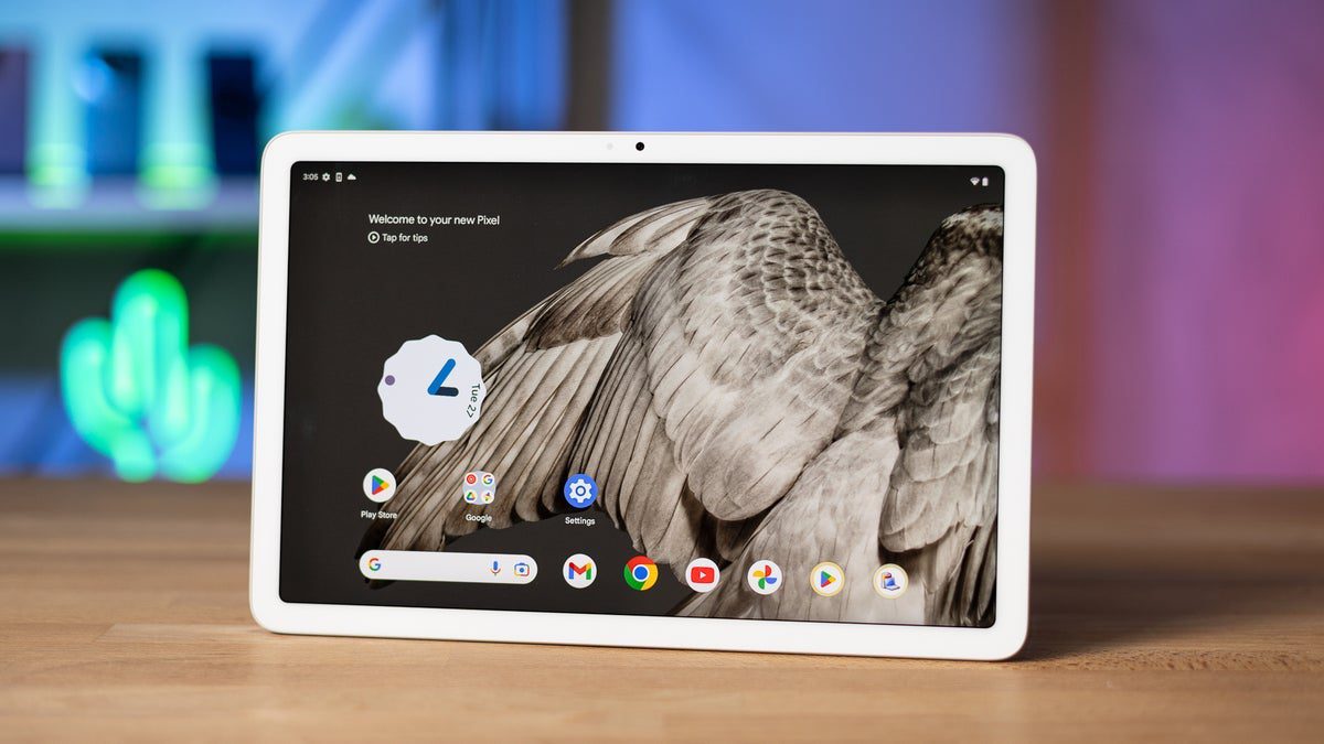 Google Pixel Tablet 2 will get a keyboard case Google Pixel Tablet 2 will get a keyboard case