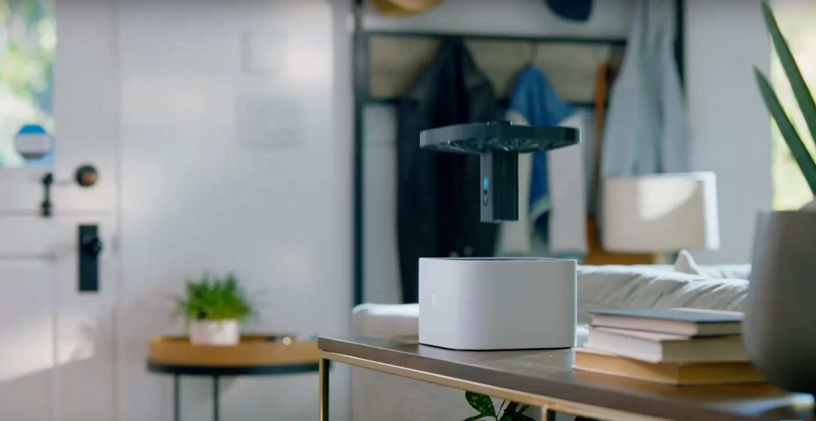 Top 10 unusual gadgets of 2024: from smartphone clutch to AI pillow