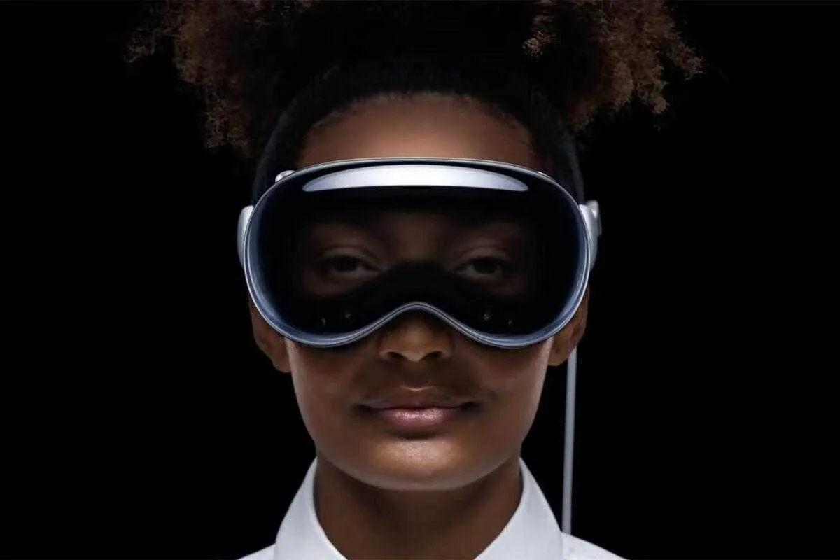 Apple Vision Pro budget model delayed until 2027