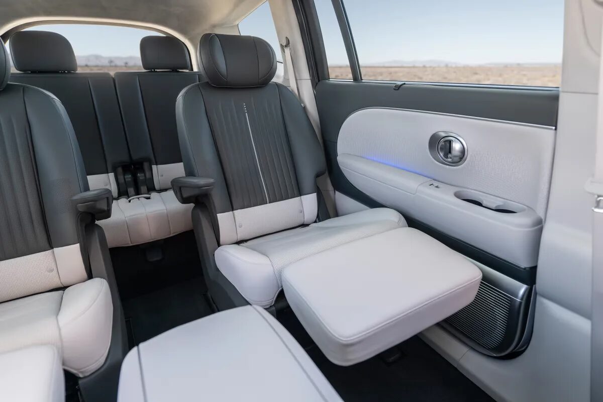 Hyundai Ioniq 9 2026: flagship electric car with large battery and access to Tesla Supercharger | Image 4 Hyundai Ioniq 9 2026: flagship electric car with large battery and access to Tesla Supercharger (tempimageroi7w9)