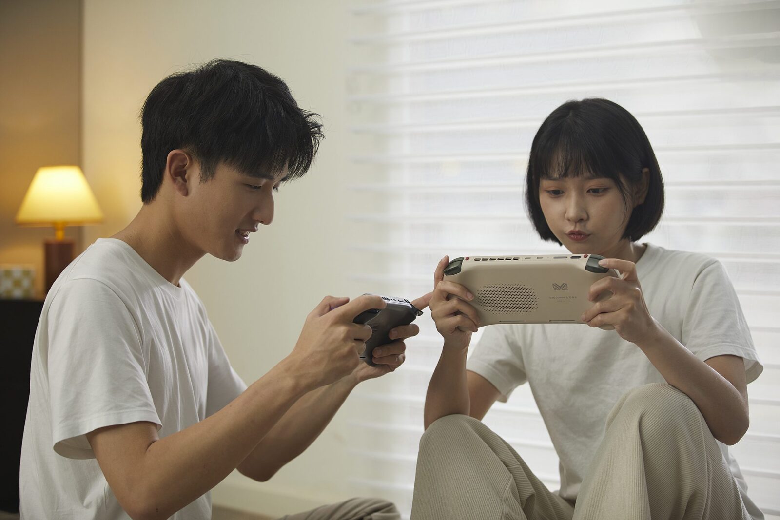 AyaNeo launched two game consoles on the Russian market – Kun and 2S