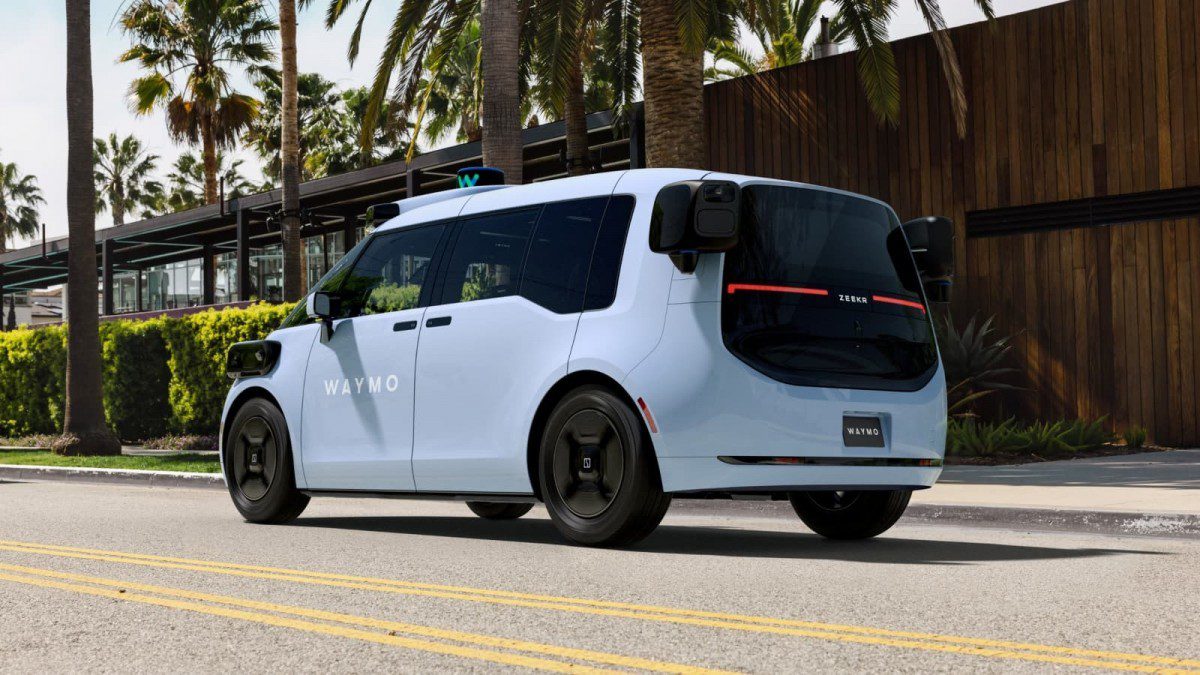 Research findings: Waymo robot cab rides better than humans