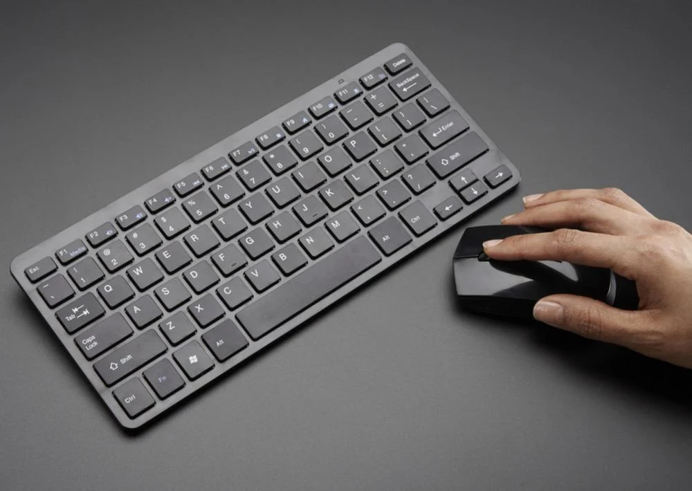 Top 7 inexpensive gadgets to gift for New Year | Image 5 Top 7 inexpensive gadgets to gift for New Year (img 1007120)