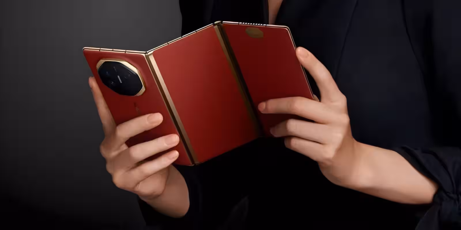 uid9 huaweis tri folding phone reaches ipad like proportions costs dollar2800 3e74be248a