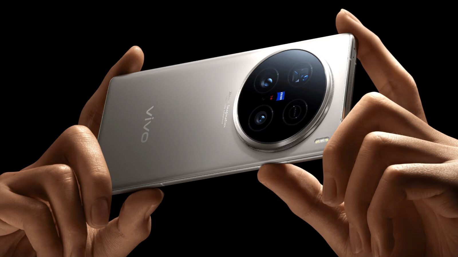 An insider has revealed the camera specifications of the Vivo X200 Ultra smartphone