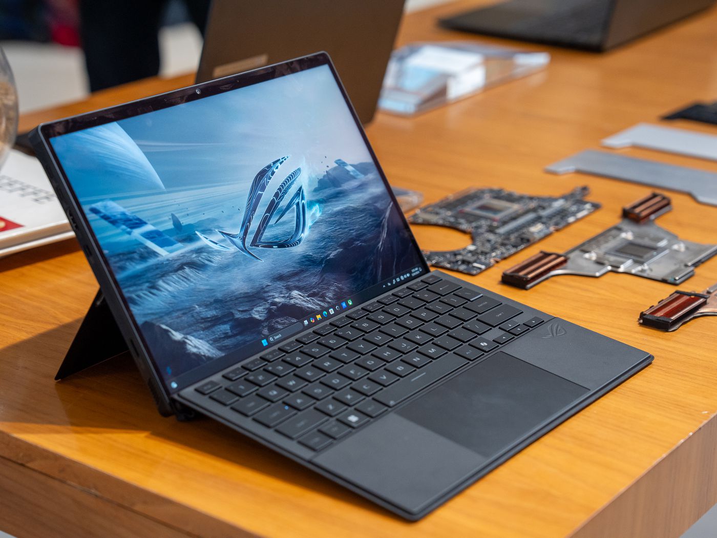 CES 2025: Asus ROG Flow Z13 gaming tablet unveiled | Image 1 Asus ROG Flow Z13