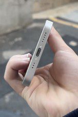 iPhone SE 4 will get a bangs screen | Image 4 iPhone SE 4 will get a bangs screen (4 2)