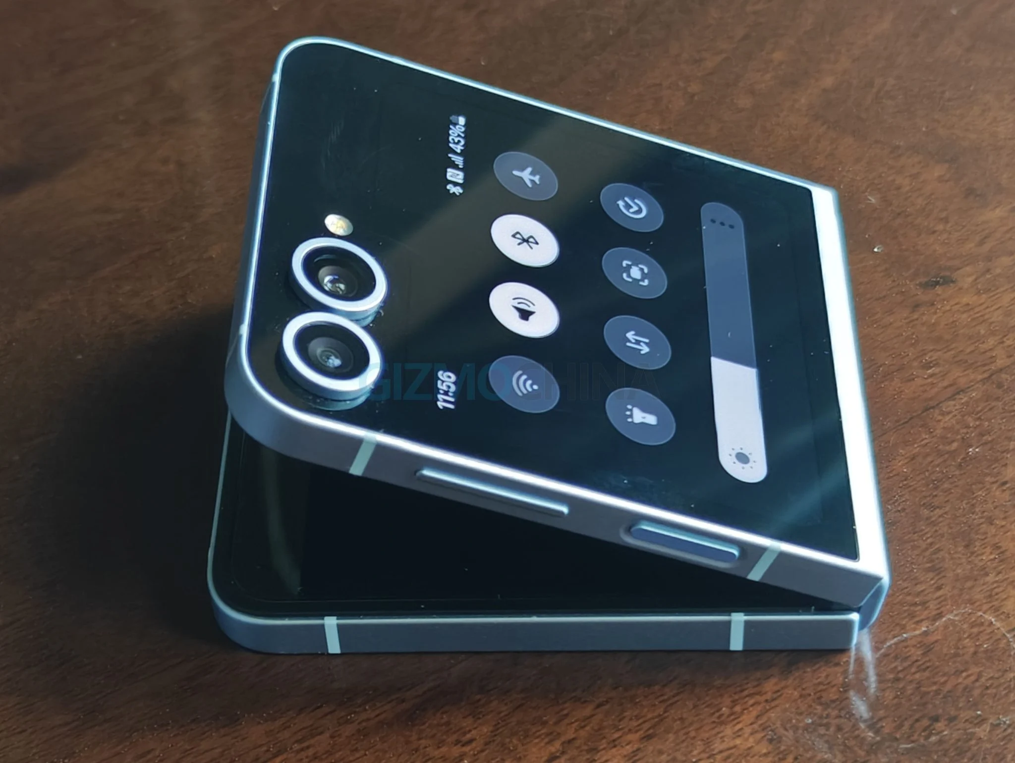 Samsung Galaxy Z Flip 7 camera will be pretty mediocre | Image 2 Samsung Galaxy Z Flip 7 camera will be pretty mediocre (img2024071111115652 2048x1540 1)