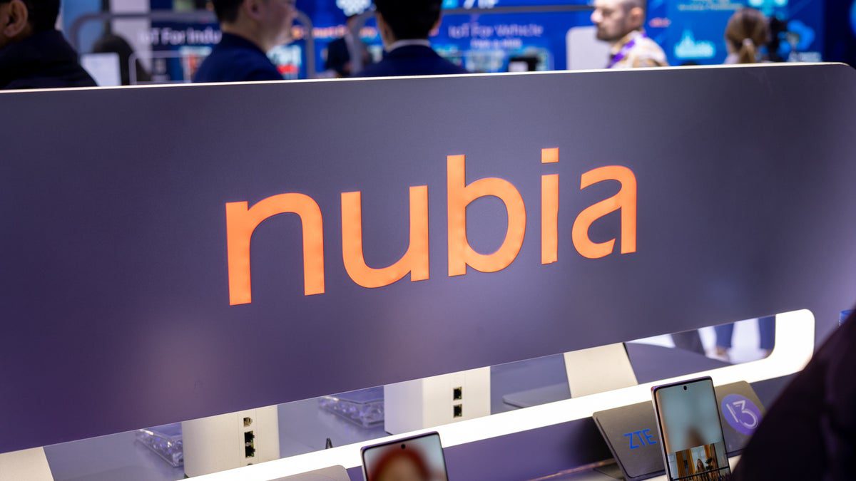 Nubia Flip 2 unveiled: updated clamshell with an improved external screen Nubia Flip 2 unveiled: updated clamshell with an improved external screen