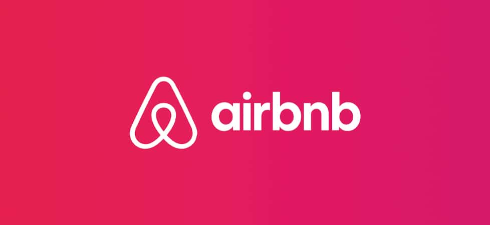 Airbnb adopts AI: focus on customer support