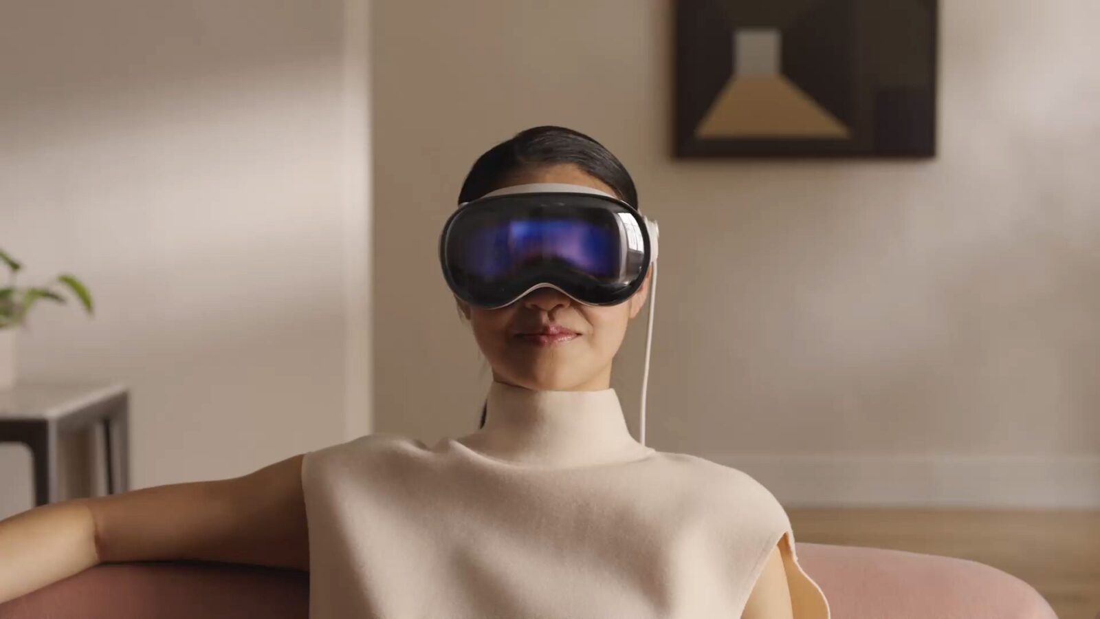 Apple Vision Pro gets an update with Apple Intelligence: what’s new in visionOS 2.4?