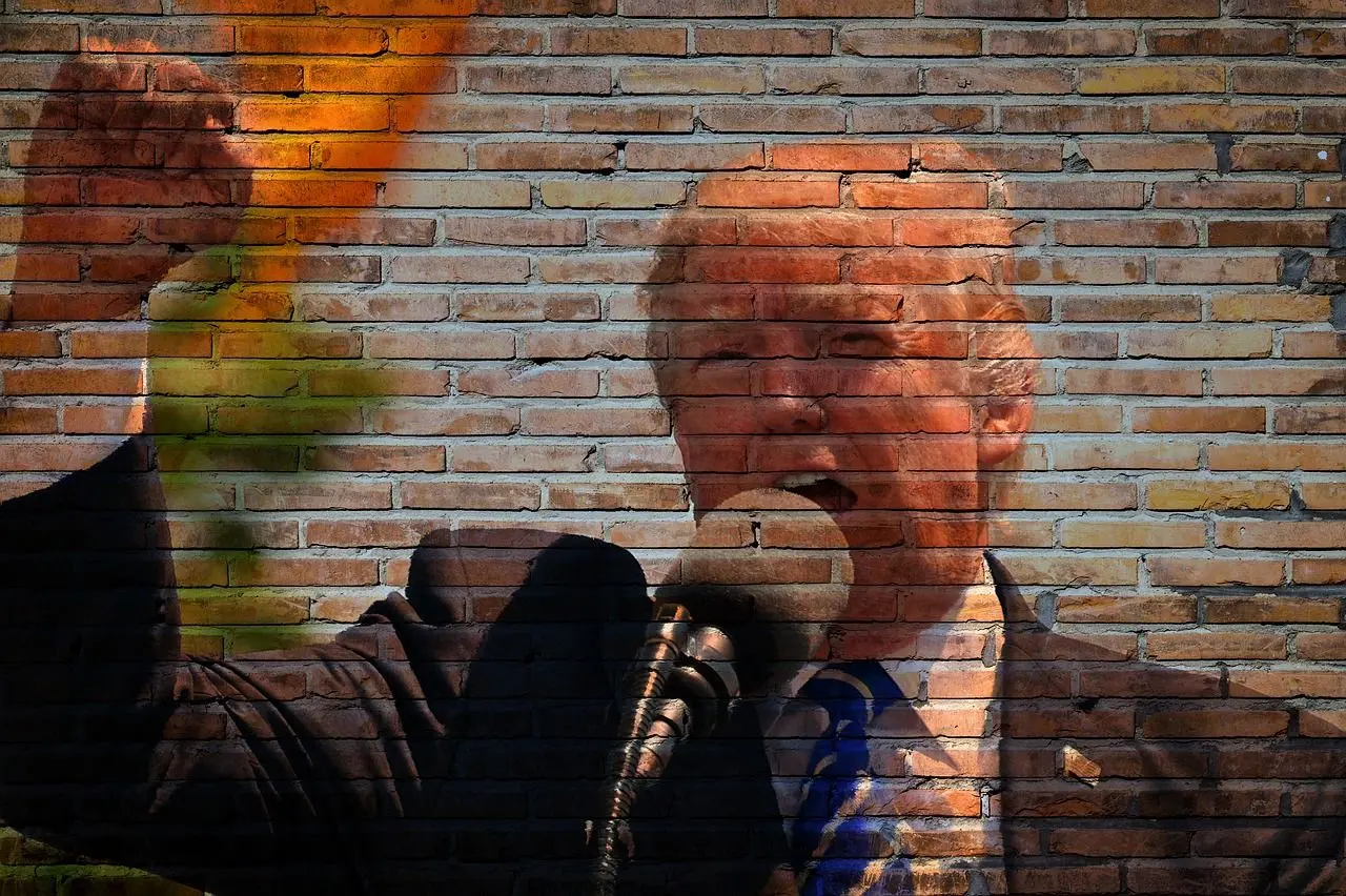 Bitcoin fell to 0,000 after Trump imposed duties against Canada, Mexico and China