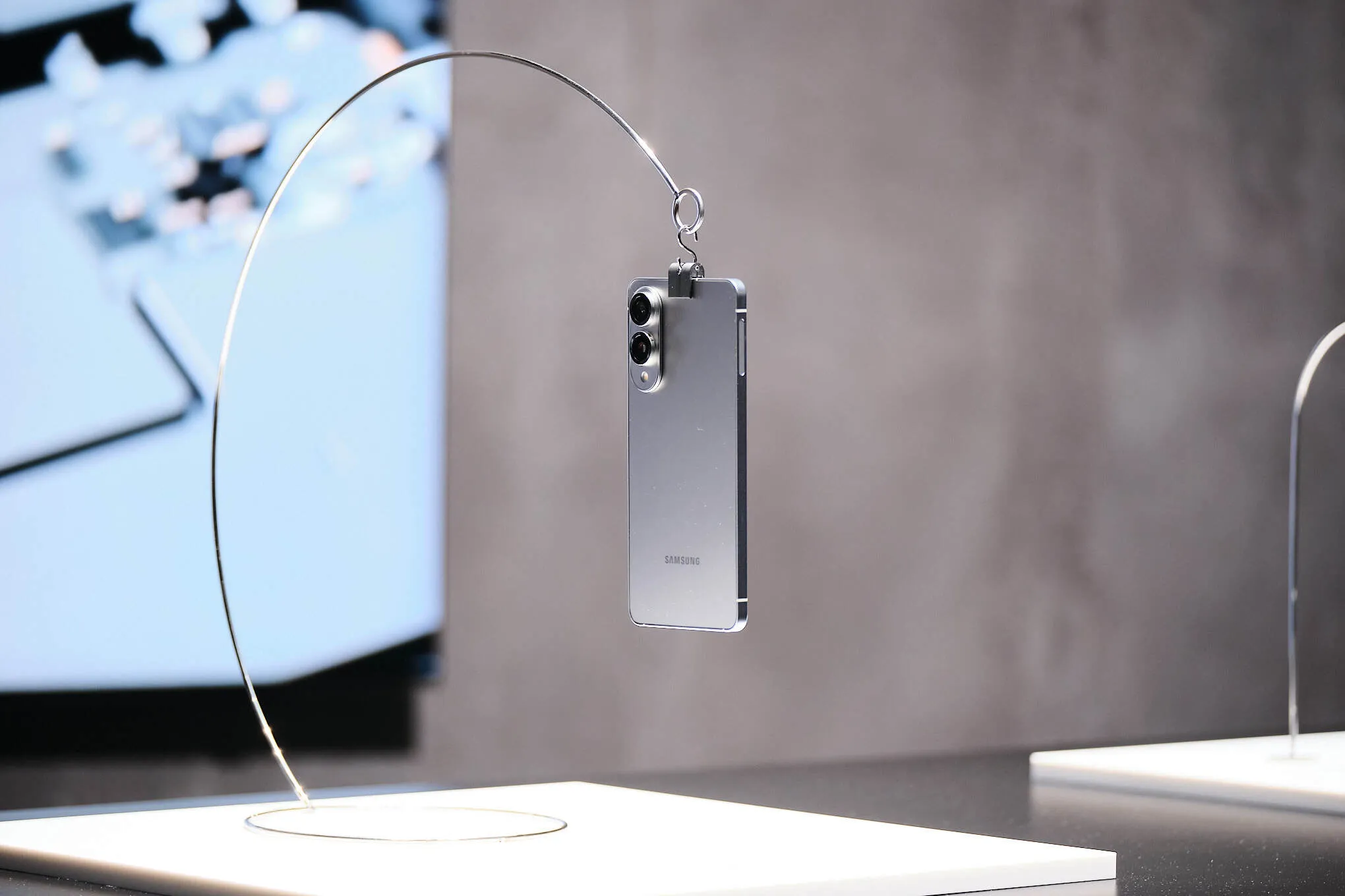 Samsung Galaxy S25 Edge: the only chance of success is an energy efficient chip | Image 3 Samsung Galaxy S25 Edge: the only chance of success is an energy efficient chip (vpavic 20250122 untitled job 0166.jpg)
