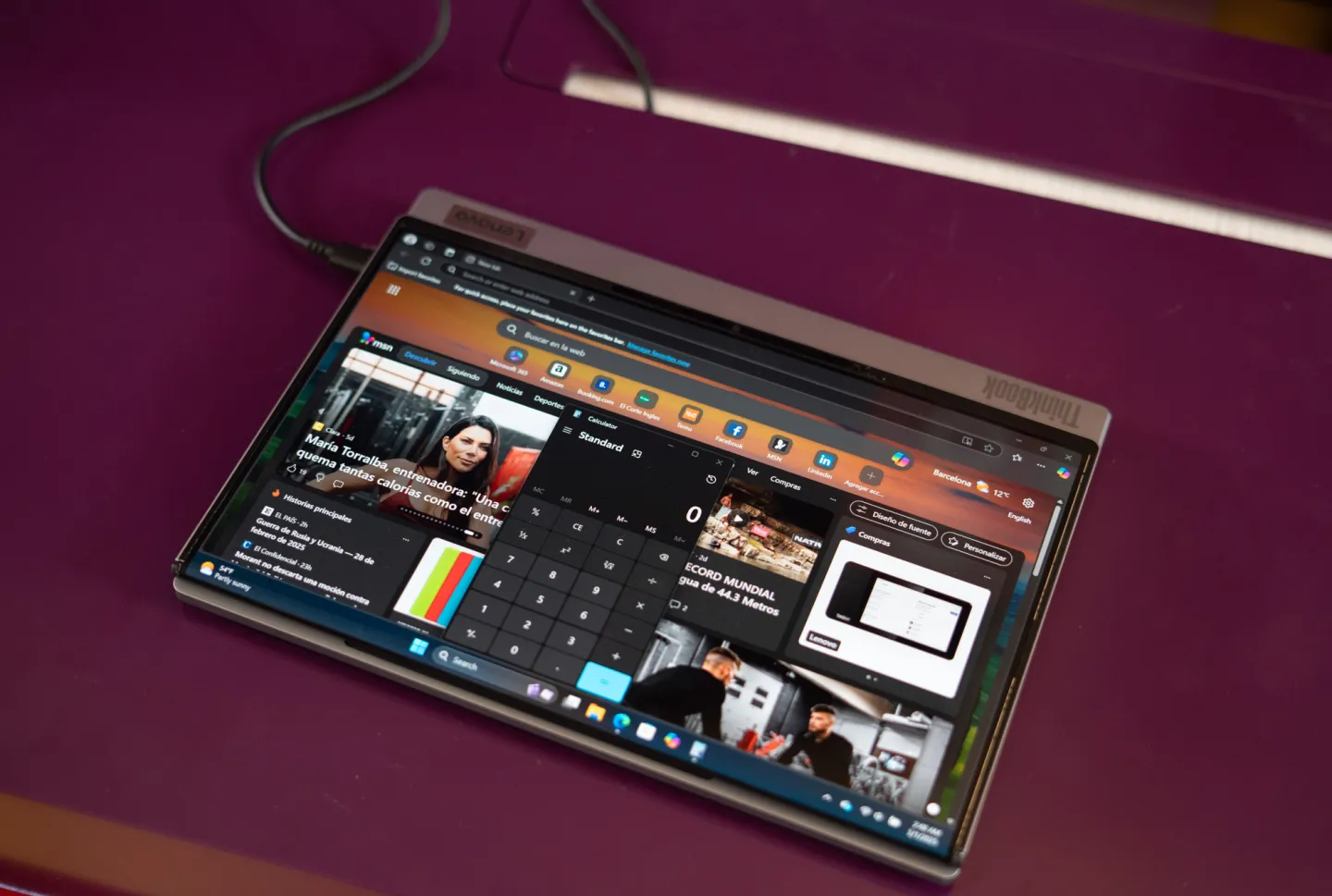 MWC 2025: Lenovo unveiled ThinkBook Flip - laptop with flexible vertical screen | Image 2 MWC 2025: Lenovo unveiled ThinkBook Flip - laptop with flexible vertical screen (257550 lenovo mwc ajohnson 0011.jpg)