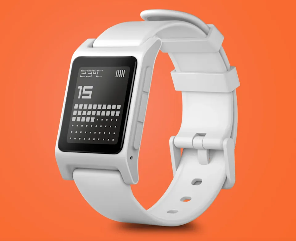 Pebble returns: two new smart watch models unveiled | Image 1 Pebble