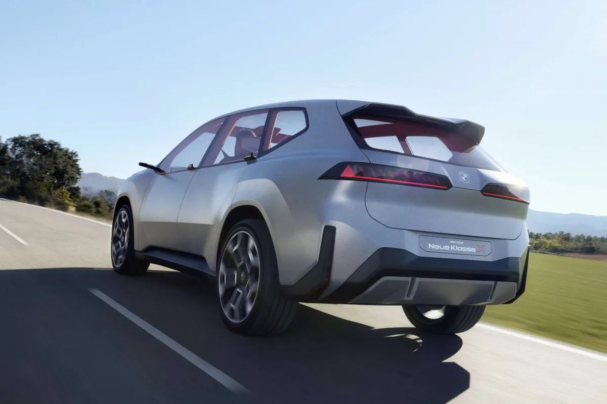 BMW and Huawei team up to integrate HarmonyOS into electric vehicles
