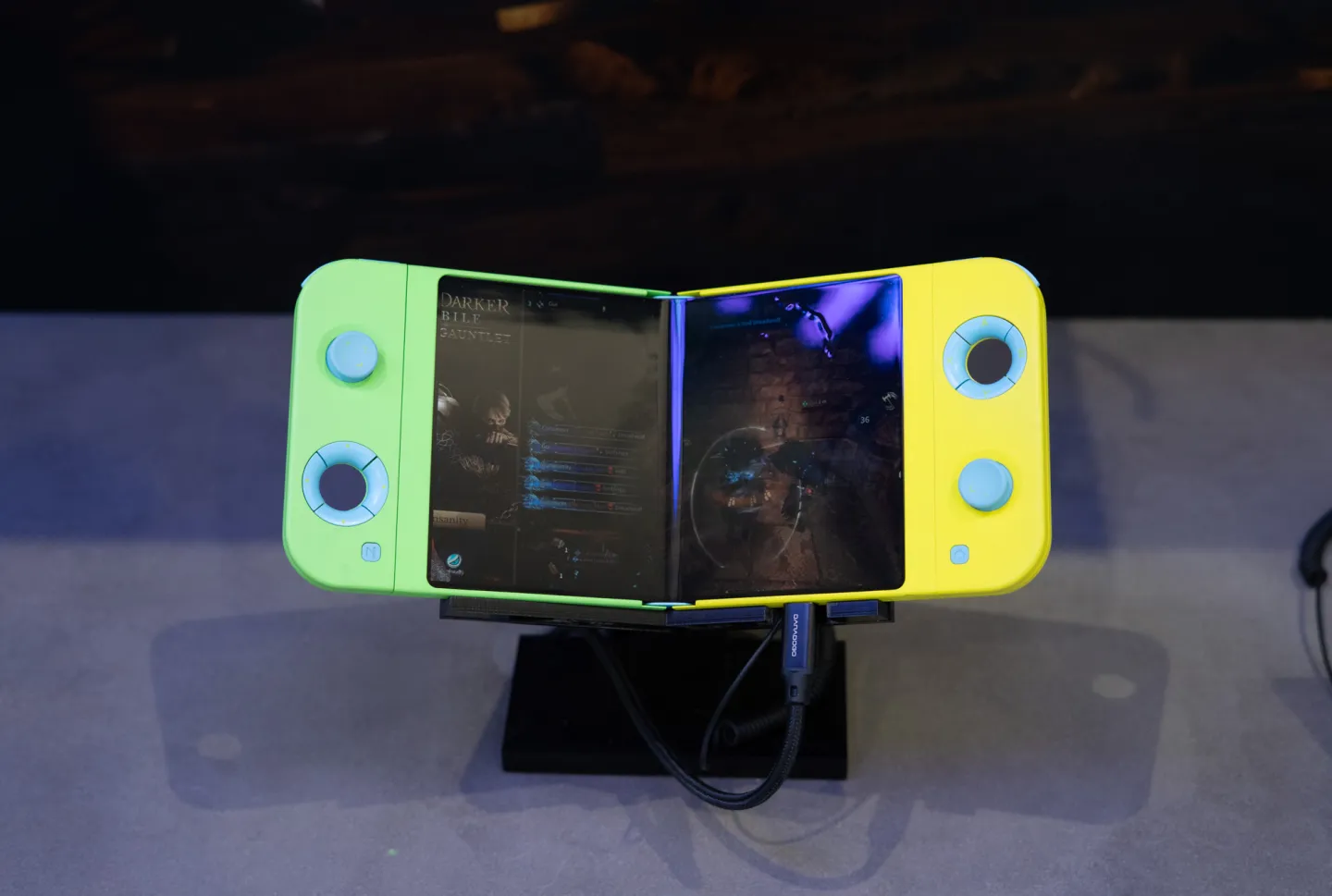 The best new products we saw at MWC 2025 | Image 2 Samsung Foldable Gaming Console