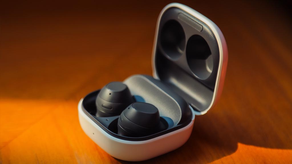 Samsung is preparing to release new budget headphones Galaxy Buds FE 2