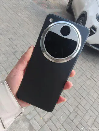 The Oppo Find X8 Ultra will get a 6,100mAh battery and fast charging | Image 1 Oppo Find X8 Ultra