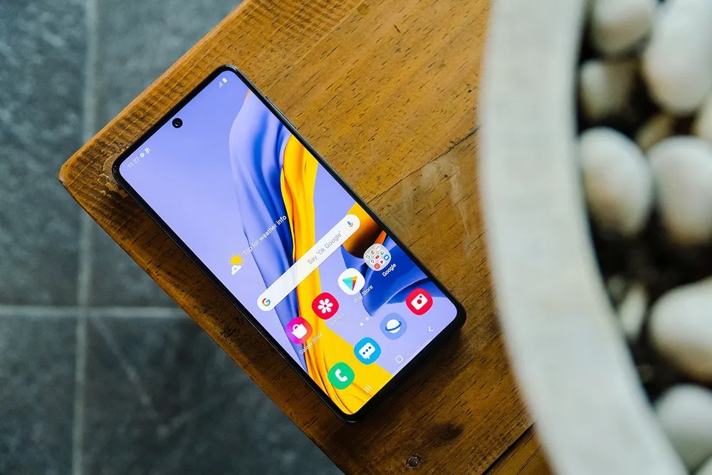 Realme 14 5G unveiled with fourth-generation Snapdragon 6 processor, huge 6000mAh battery and IP69 protection | Image 1 Realme 14 5G unveiled with fourth-generation Snapdragon 6 processor, huge 6000mAh battery and IP69 protection (image 53)