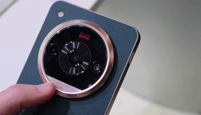 Best new products we saw at MWC 2025 | Image 5 Best new products we saw at MWC 2025 (nubia focus 2 ultra rotation.gif 2)