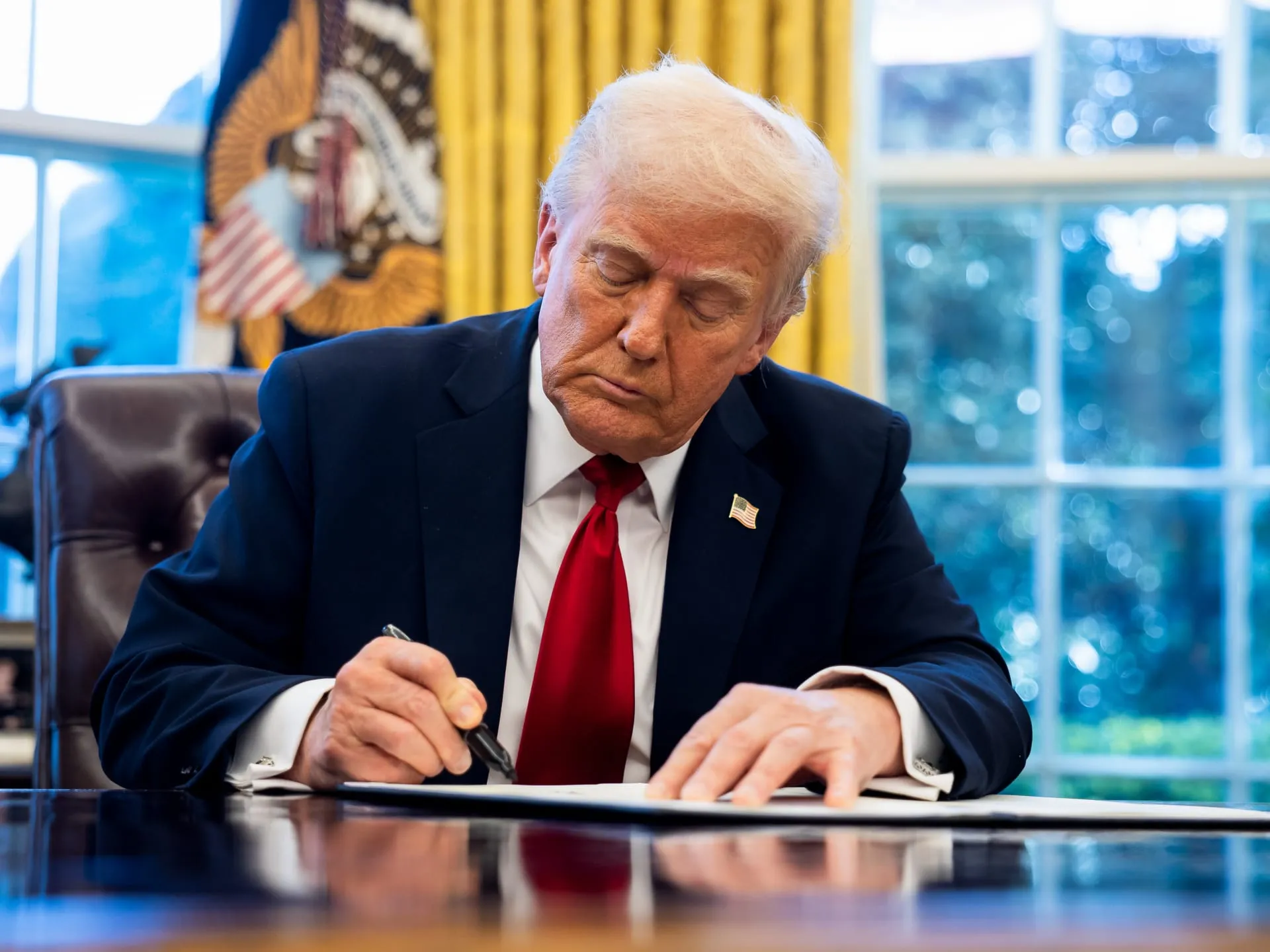 Trump imposes 25% duties on imported cars in the US: what it means for consumers