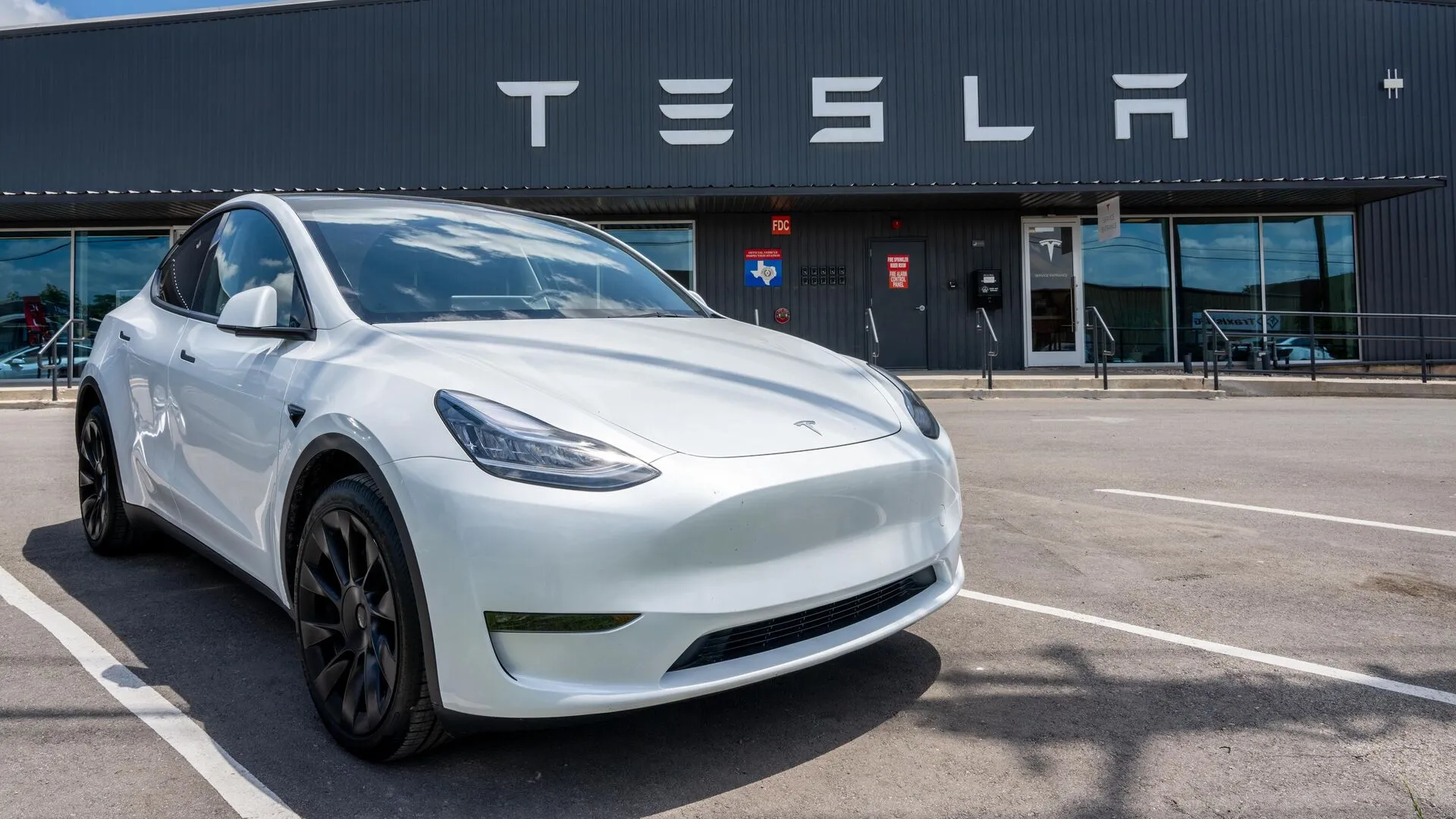 Tesla loses ground: sales fall 13% in the first quarter of 2025 Tesla loses ground: sales fall 13% in the first quarter of 2025