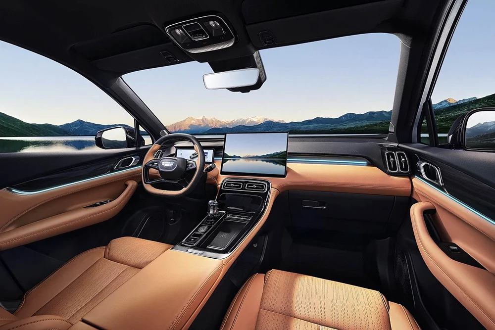 New Geely Atlas revealed before premiere: Full redesign and modern interior | Image 1 New Geely Atlas revealed before premiere: full redesign and modern interior (aqabqdzlrbmbjl3 fd7wkzf rg3tmyjdh6do7x7bhydlxtxf0wlsino4uk oz0uxac5fdtymw6t tm45weigqcowi e)