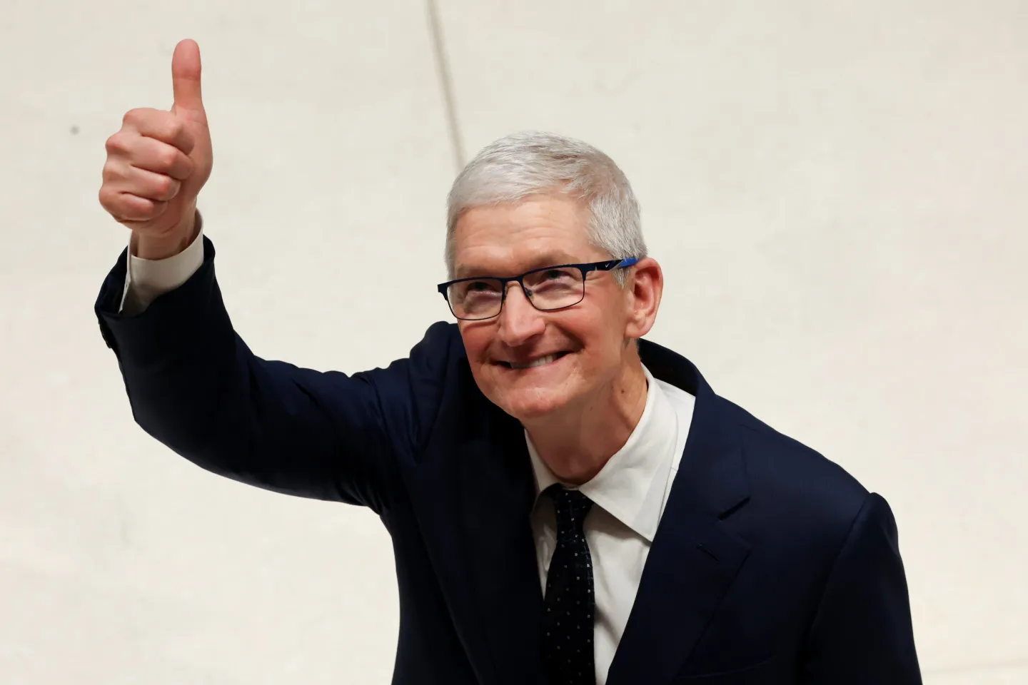 Apple became the world’s largest smartphone vendor in Q1 2025