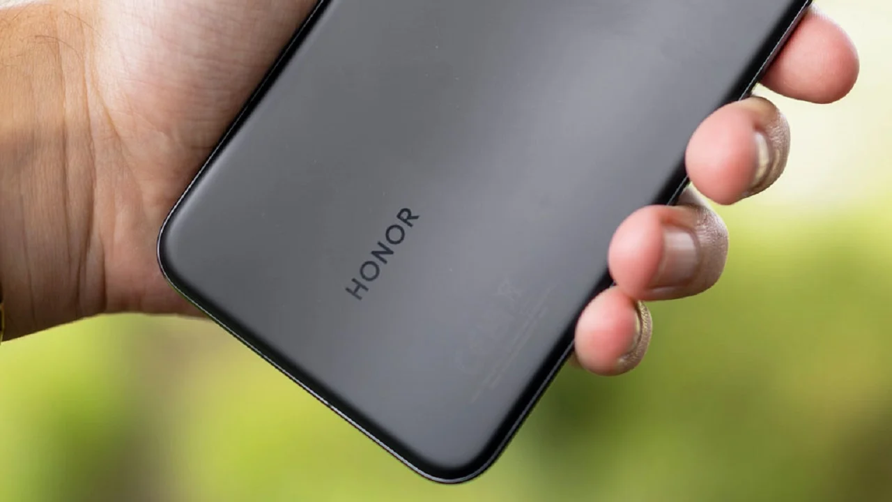 Honor announces the “Power” lineup; the first model may feature an 8,000 mAh battery pack