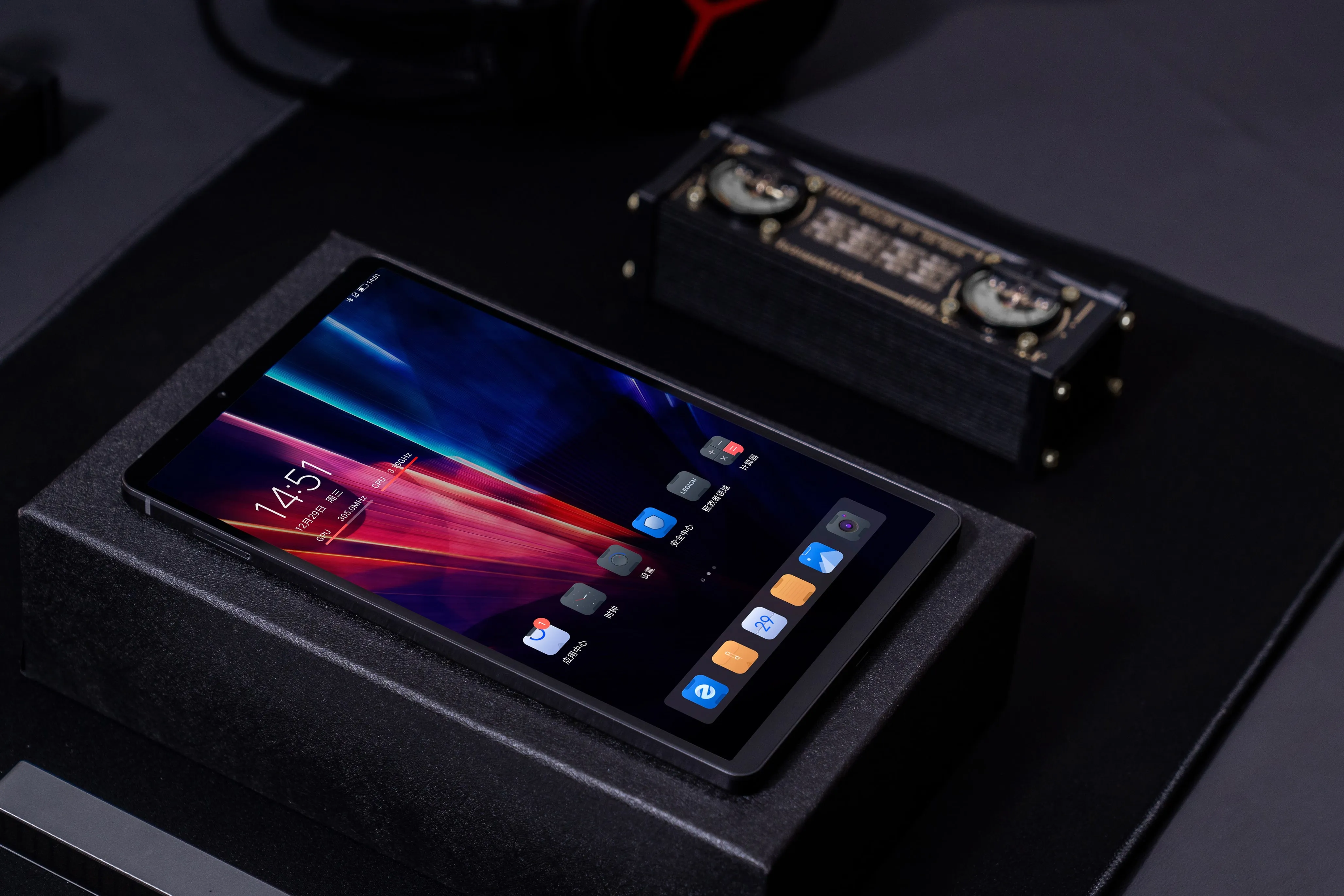 Lenovo is preparing a new compact gaming tablet Legion Y700
