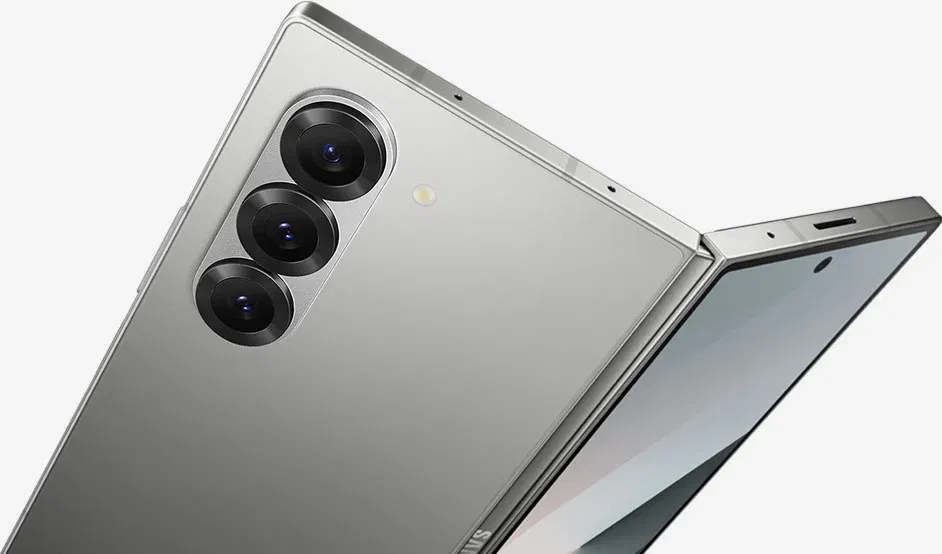 Best smartphones with stylus in 2025: a complete guide | Image 4 Best smartphones with stylus in 2025: a complete guide (samsung galaxy z fold 6)