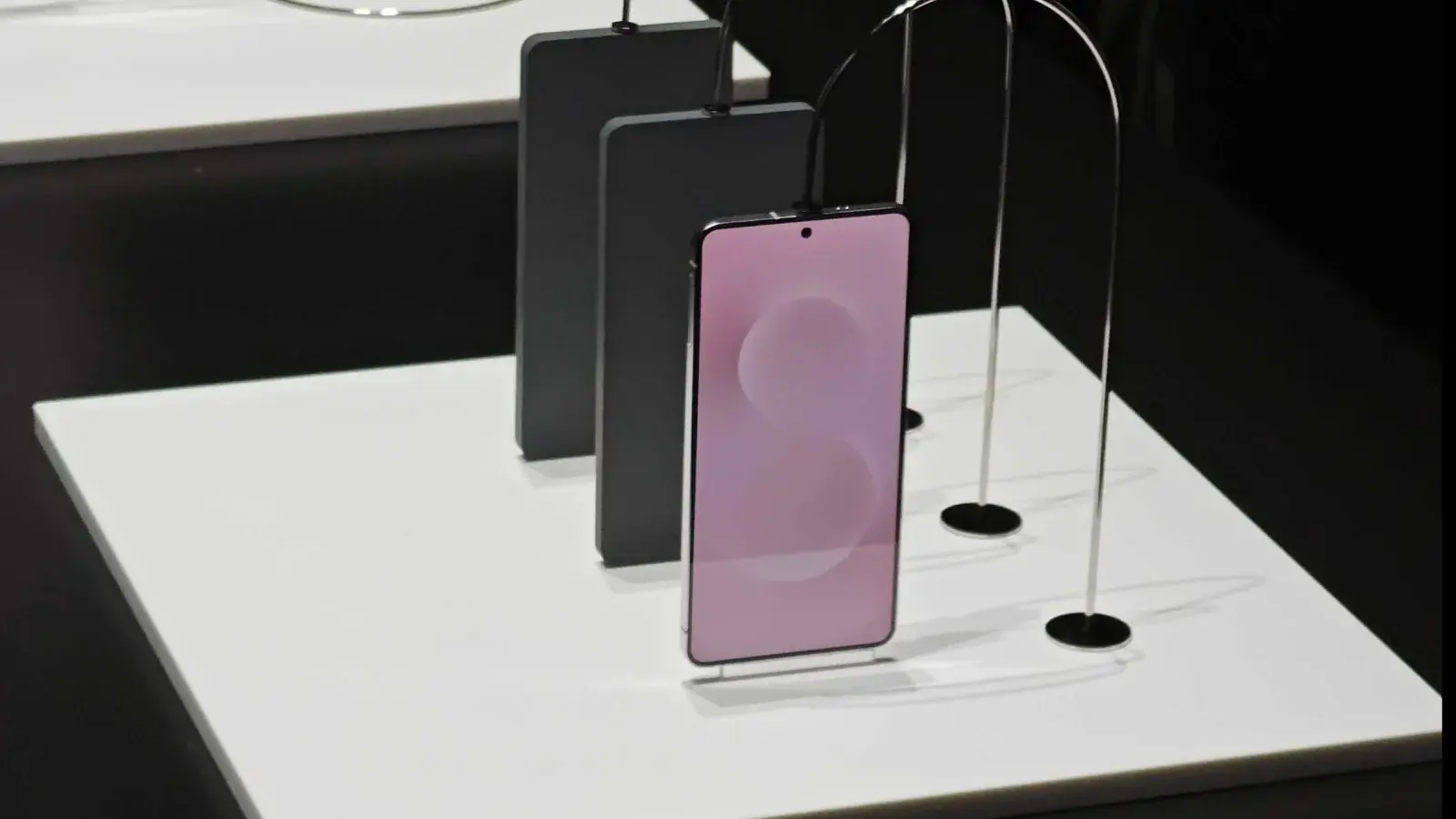 Galaxy S25 Edge: what's known about the release of Samsung's most mysterious smartphone | Image 4 Galaxy S25 Edge: what's known about the release of Samsung's most mysterious smartphone (samsung reportedly delays launch of super slim galaxy s25 ed zh2v)