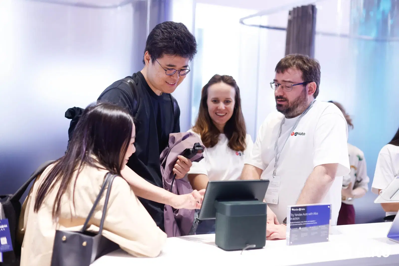 Voice-controlled Yandex Auto to be unveiled in China | Image 5 Voice-controlled Yandex Auto to be unveiled in China (stend 2 scaled)