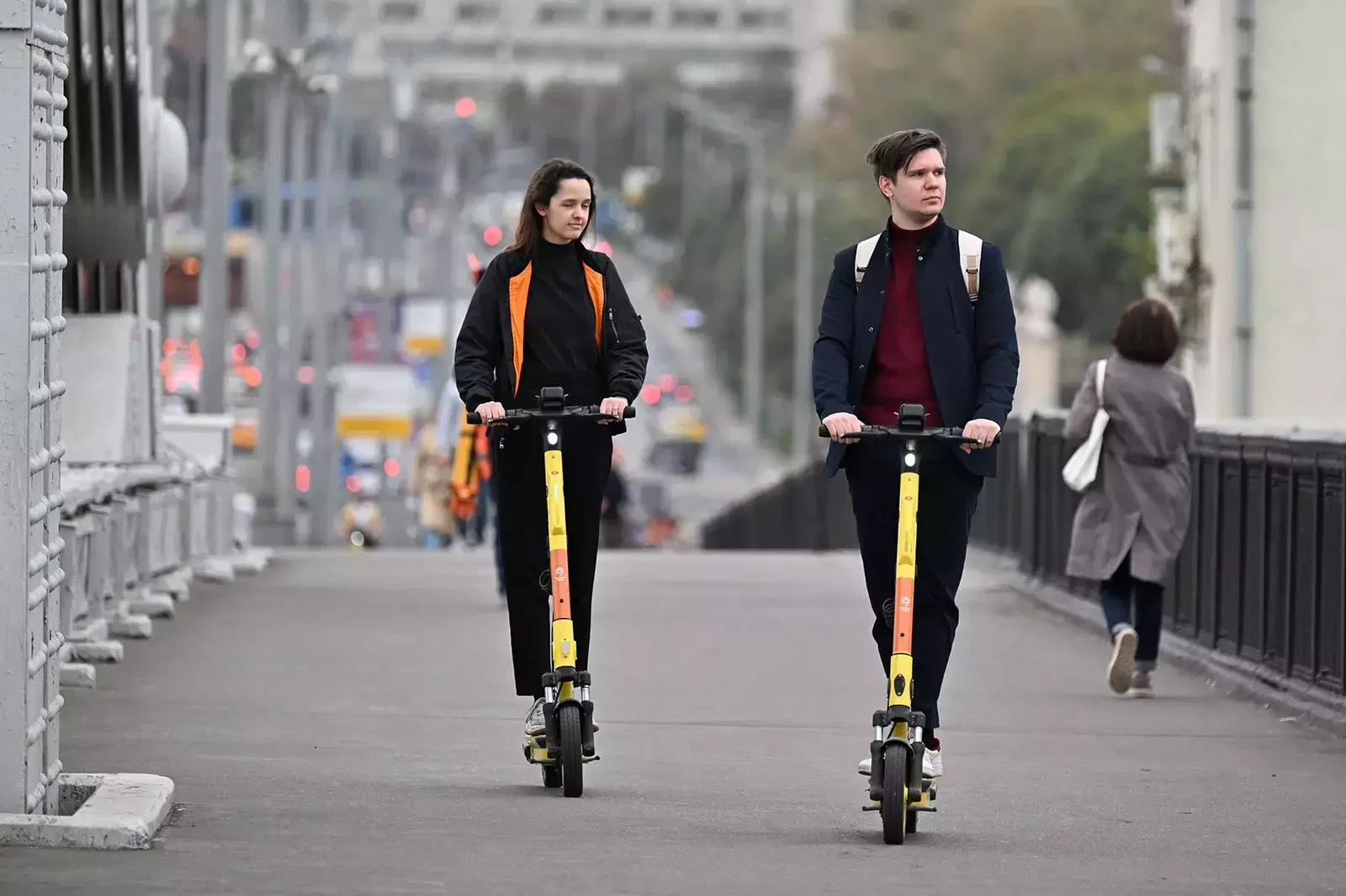 Scooters only by passport: in Russia discuss verification through “Gosuservices”