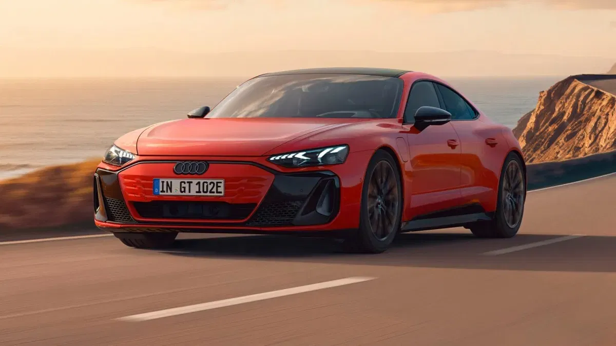 Audi introduces the new e-tron GT base package