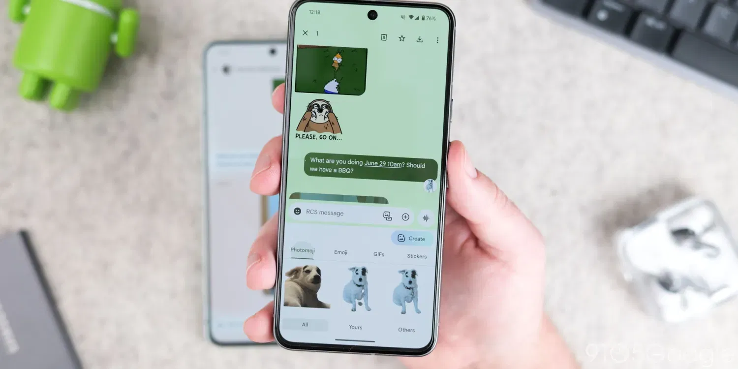 Google Messages launches custom icons for group chats