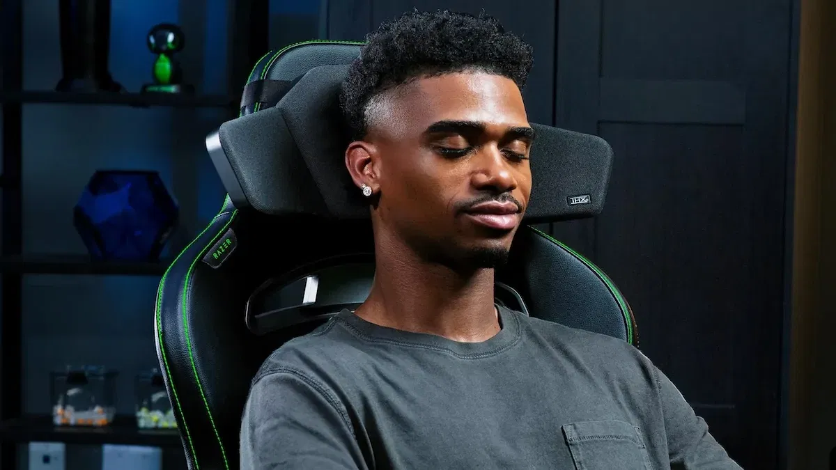 Razer introduced the Clio Bluetooth speaker in the form of a headrest pillow