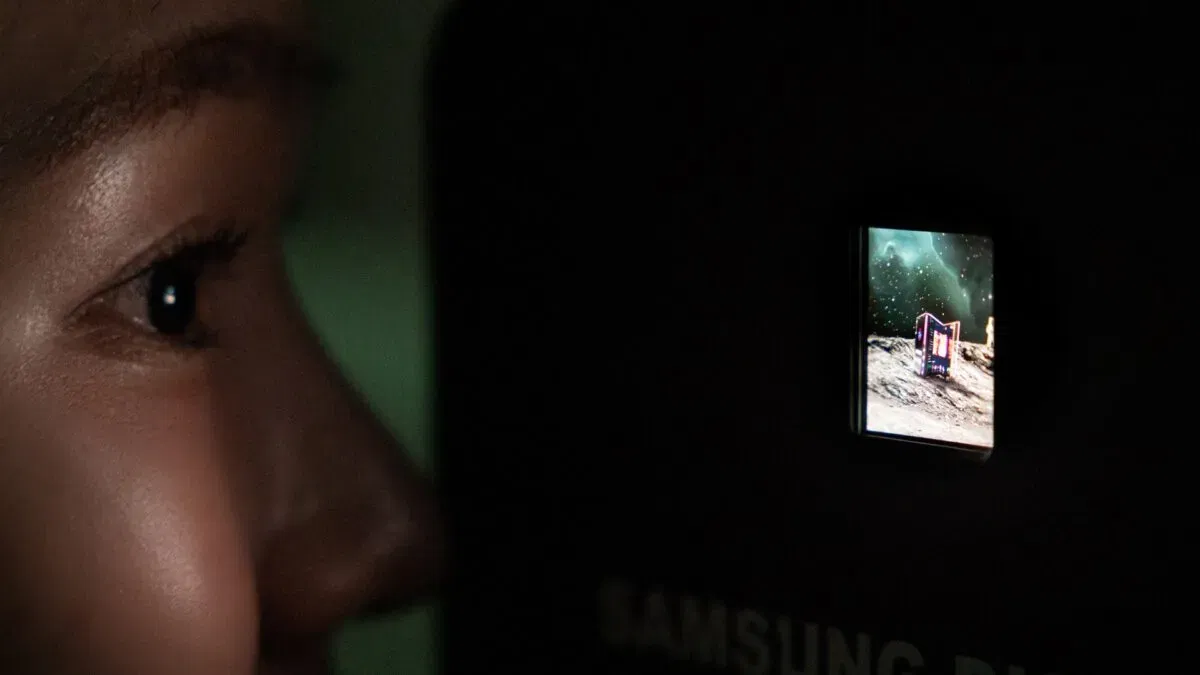 Samsung unveiled an ultra-sharp OLEDoS panel with 5000 ppi density