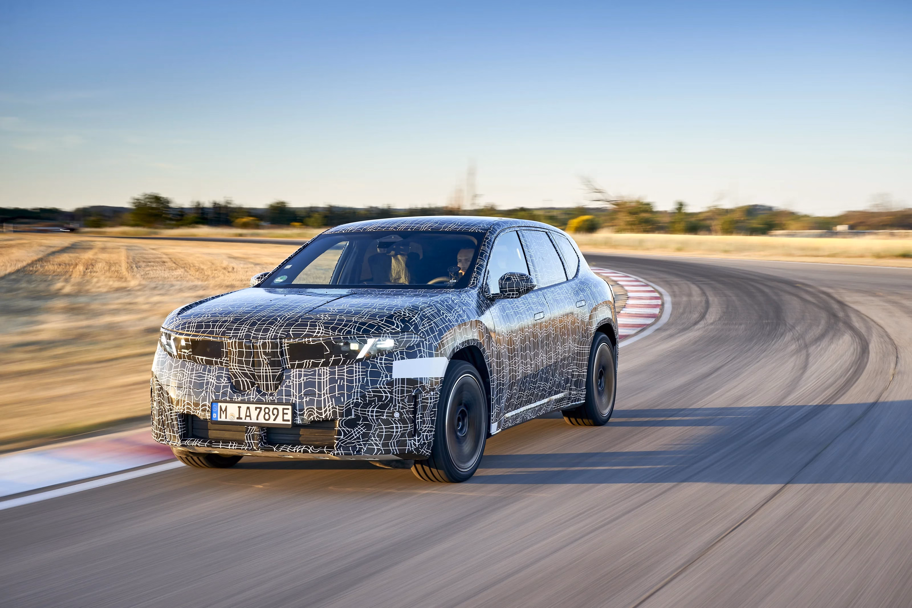 BMW has taught cars to automatically turn on their turn signals