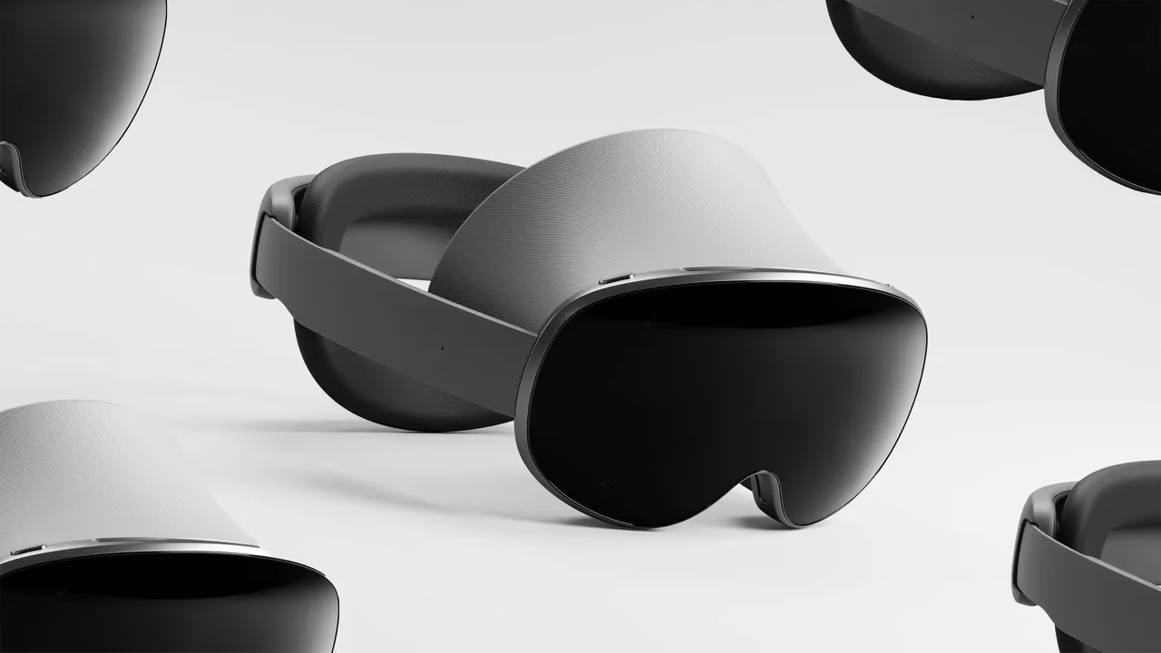 Samsung showed displays for XR and future smartphones at AWE 2025