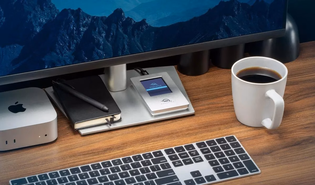 OWC introduced the Guardian SSD with a touchscreen display