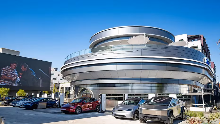 Tesla Opens Retro Diner with Electric Vehicle Charging in LA 3 gettyimages 2224039901.jpg