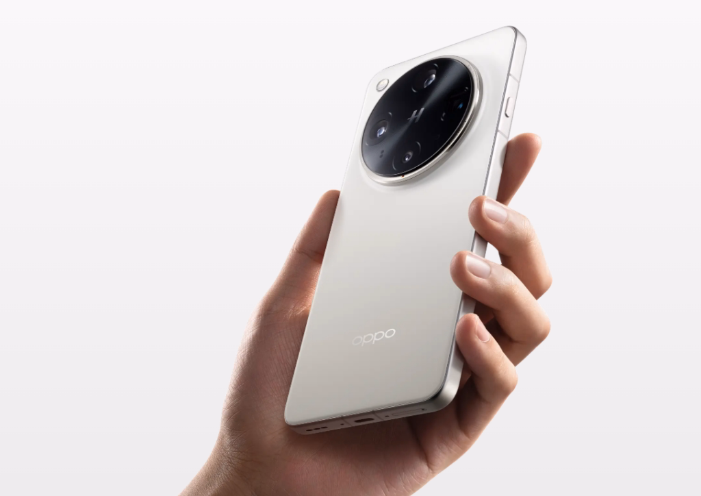 Best Chinese Smartphones of 2025 6 oppo find x8 ultra in handheld back design 1024x724 1