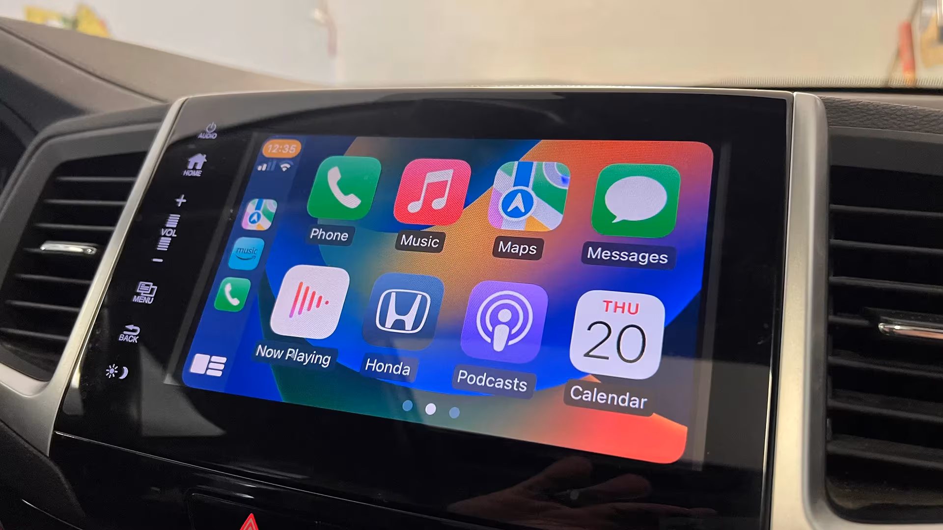 Geely EX5 gets CarPlay support through a free update